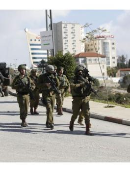 اعتقال فلسطينيين في البيرة 