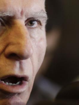 عزام الاحمد 