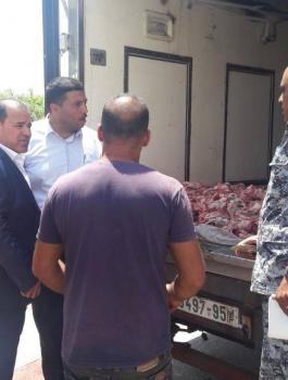 إتلاف طُنين من اللحوم الفاسدة في بيت لحم