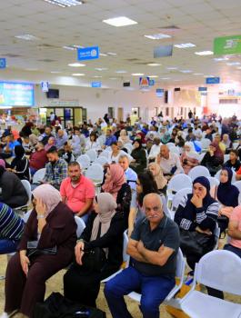 معبر الكرامة 