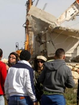 n-ISRAEL-DEMOLISHES-HOUSES-large570