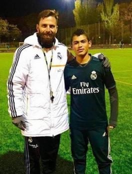 ريال مدريد يتعاقد مع اللاعب بسام محاميد 