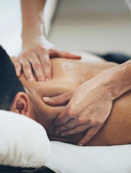 السعودية وخدمة المساج 