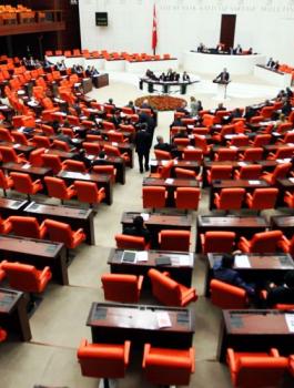 البرلمان التركي يصادق على التعاون مع التعليم في فلسطين