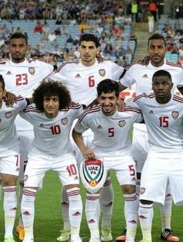 فيفا يغير طاقم تحكيم قطري على مباراة لمنتخب الإمارات