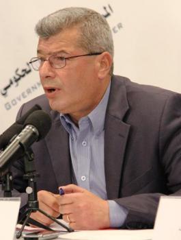 قراقع: أفواج جديدة من الأسرى ستنضم للإضراب عن الطعام