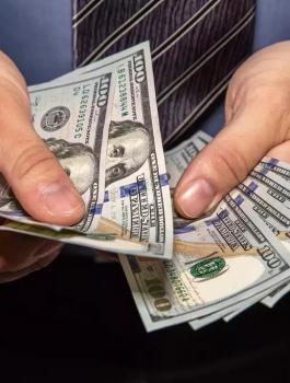 دعم المؤسسات التي تعرضت لازمة كورونا 