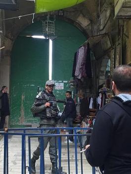 اعادة فتح ابواب المسجد الاقصى 