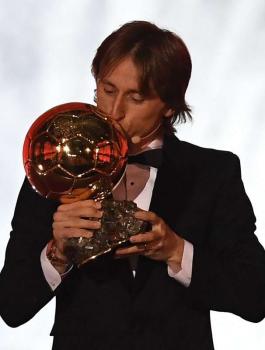 مودريتش والكرة الذهبية 