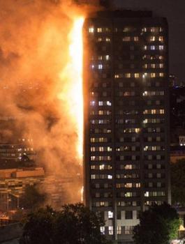 ارتفاع عدد قتلى حريق لندن إلى 30 شخصاث