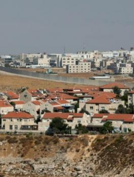 بناء وحدات استيطانية بالضفة الغربية 