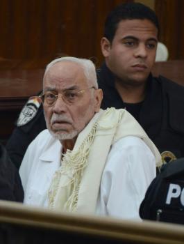  وفاة المرشد السابق للإخوان المسلمين "مهدي عاكف"