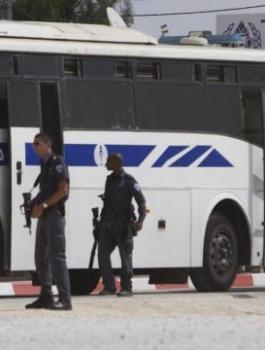 Israelis-hotly-debate-prisoner-swap-CCFR4SK-x-large
