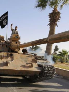 as-isis-routs-the-iraqi-army-heres-a-look-at-what-the-jihadists-have-in-their-arsenal