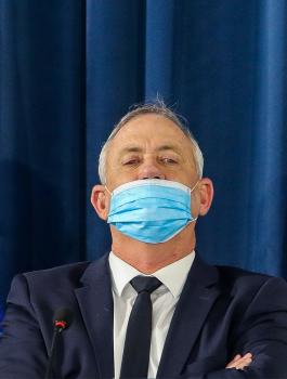 غانتس واسرائيل والضم 