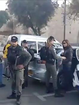 اعتقال طاقم تلفزيون فلسطين في القدس 