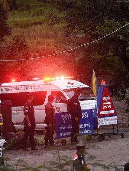 اطفال الكهف في تايلند 