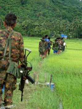 مقبرة جماعية لمسلمي الروهينغيا 