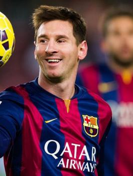 برشلونة: ميسي وافق على تمديد عقده