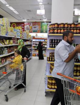العجز في الميزان التجاري الفلسطيني 