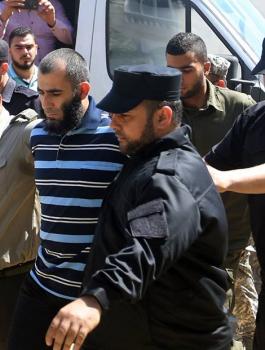 طلبات قاتل الشهيد فقهاء 