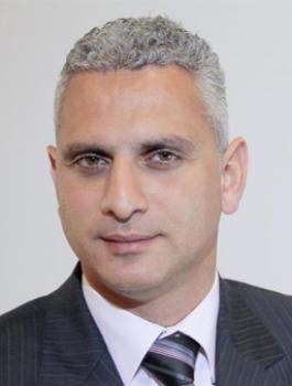 إسرائيل تؤجل قرار إلغاء البطاقة الصحفية للإعلامي إلياس كرّام