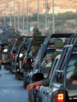 مطلوبين من مخيم جنين يسلمون انفسهم لقوات الامن 