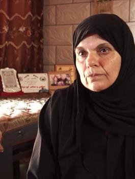 والدة الشهيد سامي ابو دياك