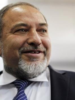 ليبرمان وقطاع غزة 