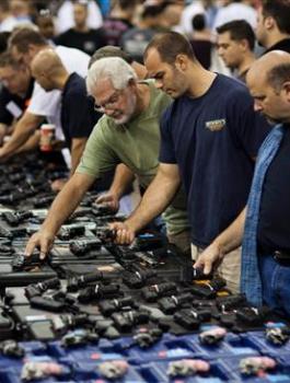 شراء الاسلحة في الولايات المتحدة 