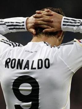 ريال مدريد والرقم 9 