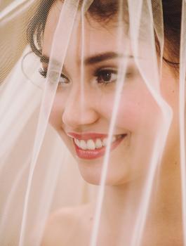 عروس اردنية تغلق ابواب صالة العرس وتحتجز المعازيم !