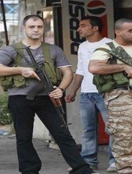 اتفاق على سحب المسلحين من أحياء مخيم عين الحلوة