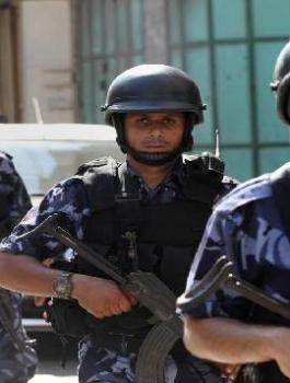 شجار بين عائلتي حلس وجندية 