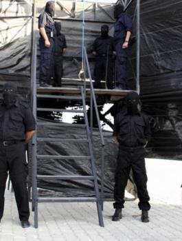 القضاء العسكري بغزة يصدر أحكام إعدام  بحق تجار مخدرات