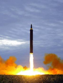 كوريا الشمالية وسحب السلاح النووي 