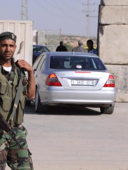 اعتقال تاجر فلسطيني على حاجز ايرز 