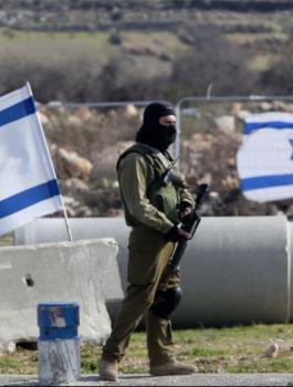 اغلاق الضفة الغربية وقطاع غزة 