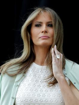 اشتعال النيران في طائرة ميلانيا ترامب 