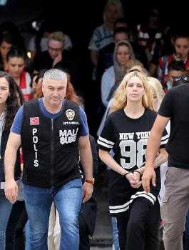 الداعية عدنان اوكتار 