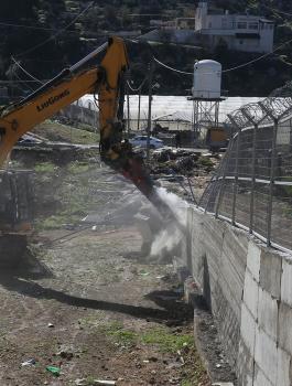 هدم في تقوع 