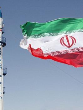 ايران والفضاء 