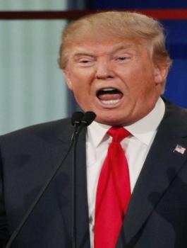 ترامب يهاجم البضائع الأجنبية.