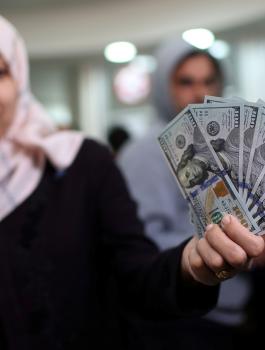 الاموال القطرية في غزة 