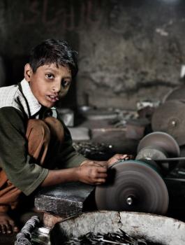 4% من الأطفال في فلسطين يعملون بأجر يومي 56 شيقل