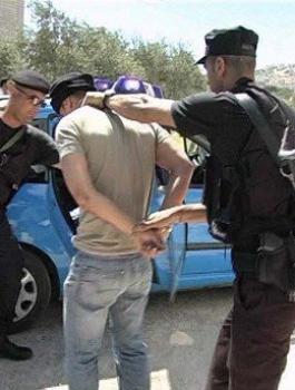 الشرطة-الفلسطينية-تلقي-القبض-على-منفذي-تفجير-بوابة-جامعة-القدس-المفتوحة