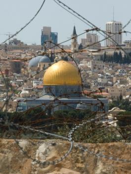 رئيس الوزراء الايطالي: مستقبل القدس يحدد من خلال حل الدولتين