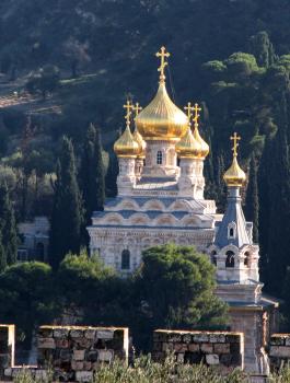 فرض ضرائب اسرائيلية على كنائس القدس 