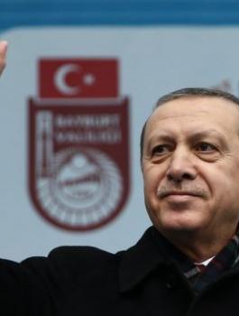 سودانية تنجب ثلاثة توائم وتسميهم "رجب وطيب وأردوغان"