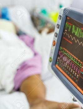 الأسير الجريح أحمد المصري يعاني وضعاً صحياً خطيراً ويرقد تحت أجهزة التنفس